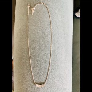 Chloe + Isabel Sculpted Feather Pendant Necklace